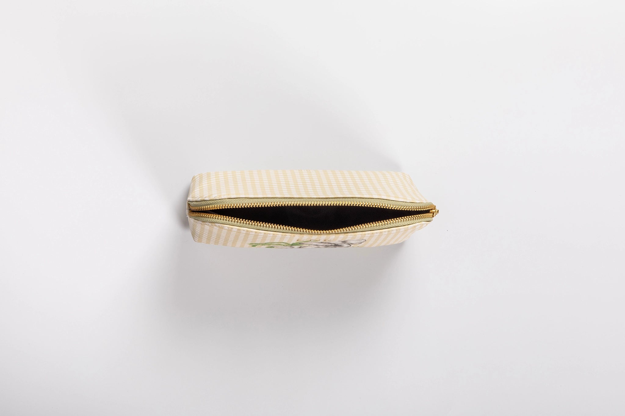 Endless Safari Makeup Wide Base Pouches