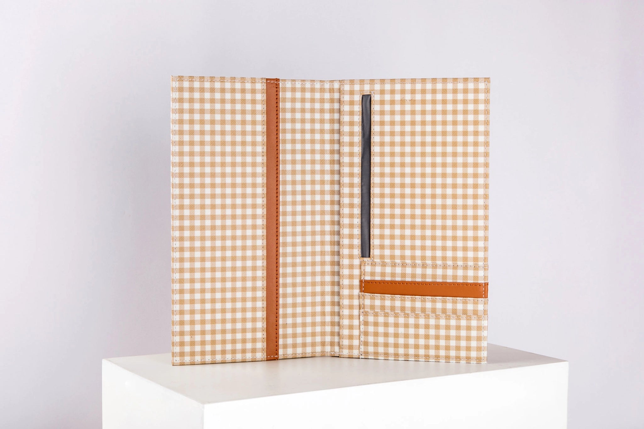 Pattern Of Joy Brown Passport Organizer