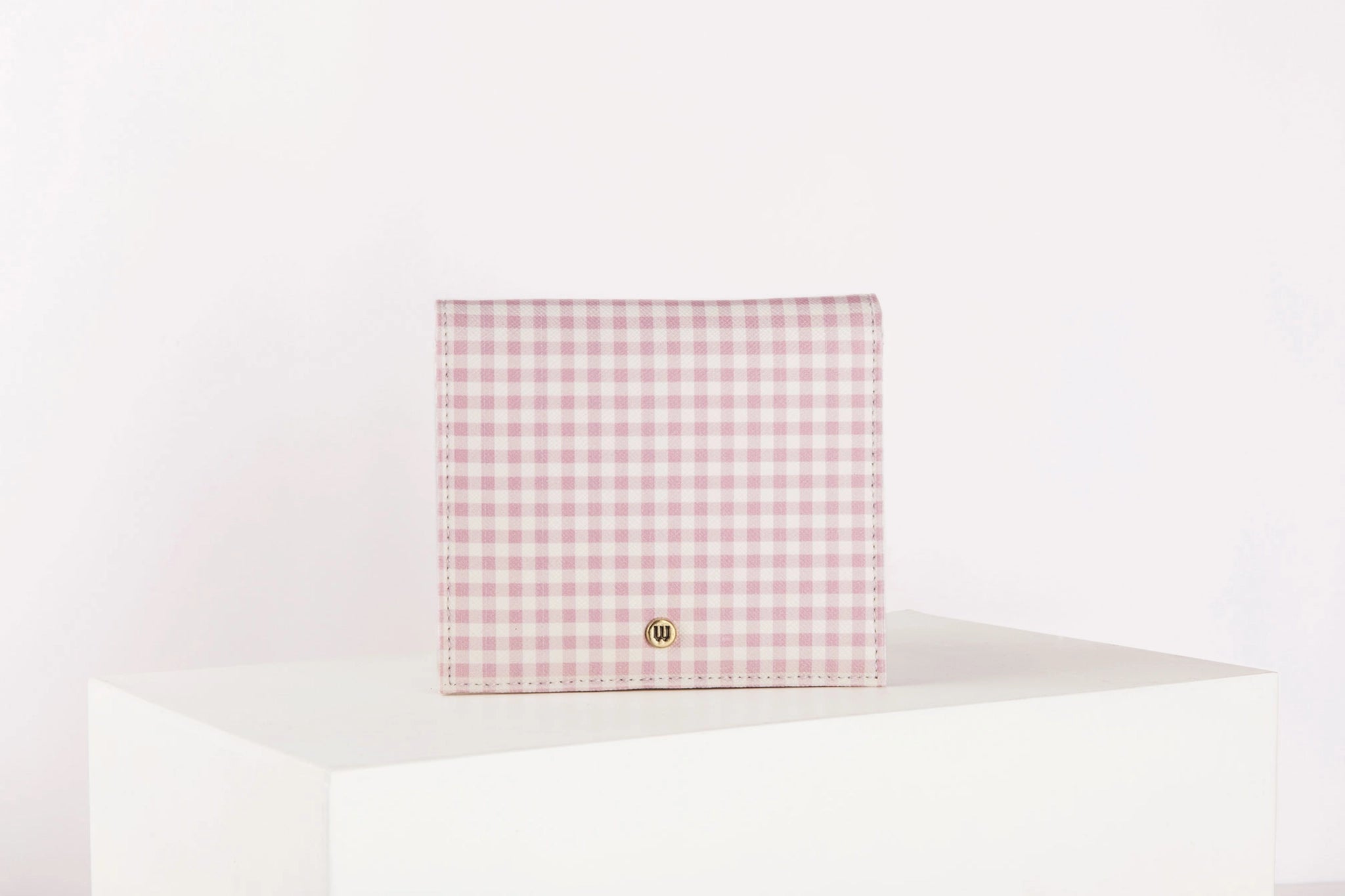 Pattern Of Joy Pink Hamper 1