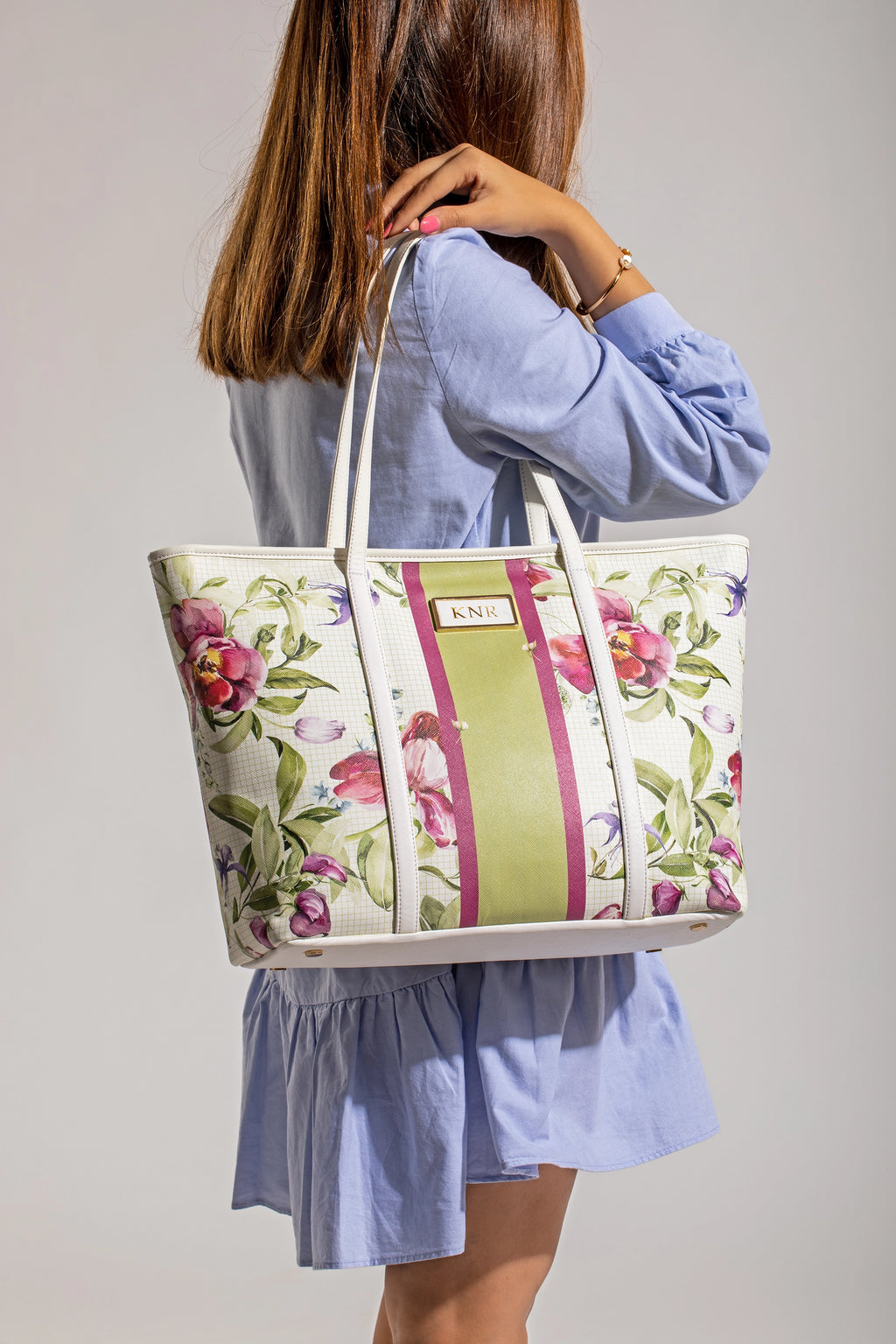 Sangria Aimer Tote Bag