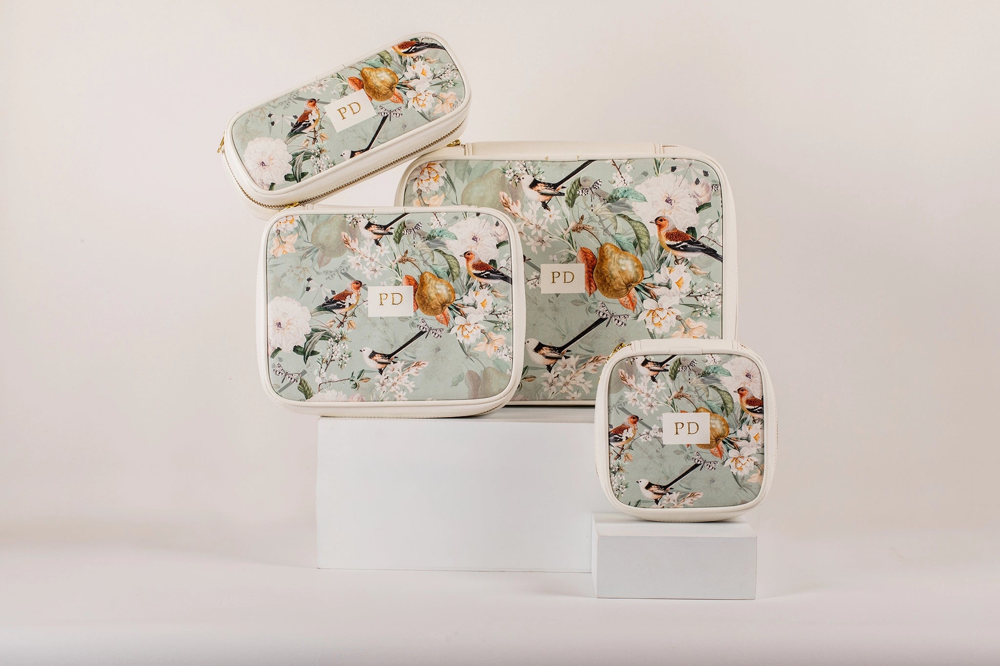 Timeless Charm Signature Set of 4